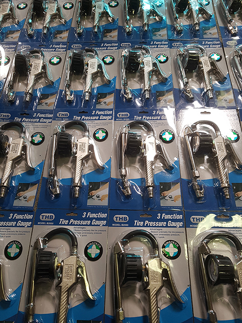 Súng bơm lốp ô tô, xe máy THB B20A