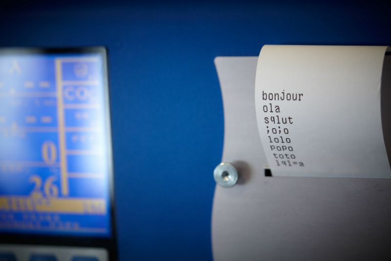 Máy phân tích khí xả động cơ xăng Capelec CAP3201-G